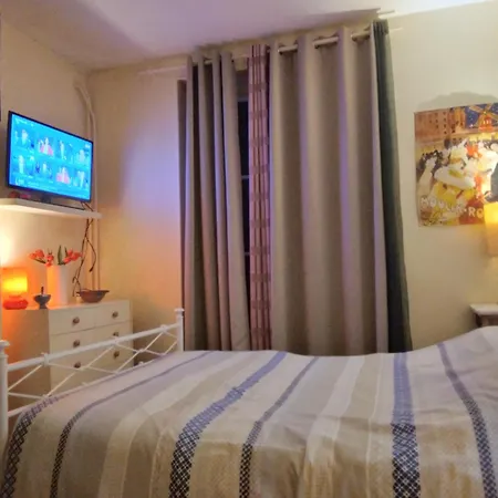 Paris 14E Calme 30M2- Cuisine -Metro Glaciere *
